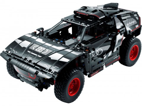 42160 | Audi RS Q e-tronIVET.HU - A te online butikod.