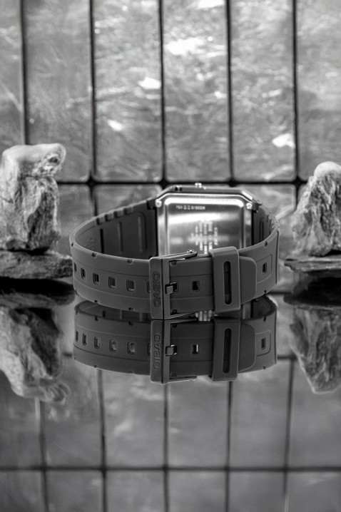 CASIO CA-53W-1Z férfi karóra, Szín: fekete, IVET.HU - A te online butikod.