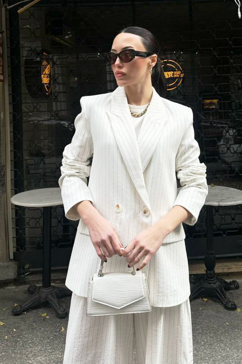 CHERDINA szett - Kosztüm | Ivet.HU CHERDINA szett, Szín: ekrü, IVET.HU - A te online butikod.