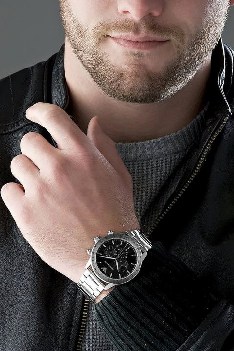 Emporio Armani Mario AR11241 férfi karóra, Szín: ezüst, IVET.HU - A te online butikod.