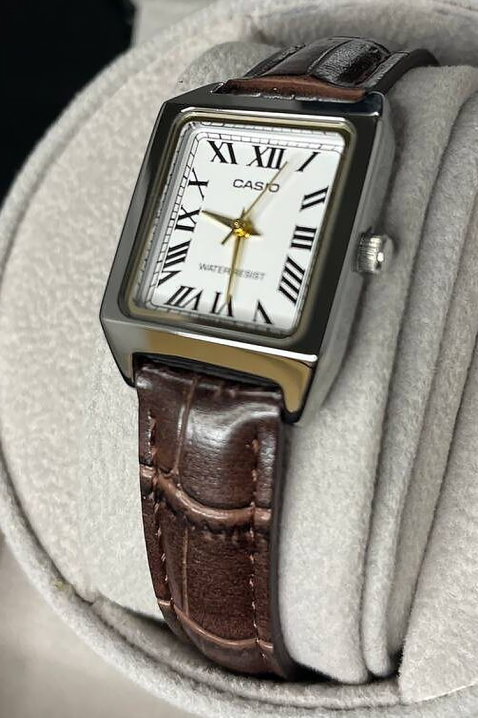 CASIO LTP-V007L-9BUDF női karóra, Szín: barna, IVET.HU - A te online butikod.