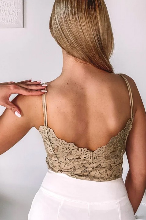 CALVESA BEIGE elegáns csipkés női felső vékony pántokkal, látványos hátrésszelIVET.HU - A te online butikod.