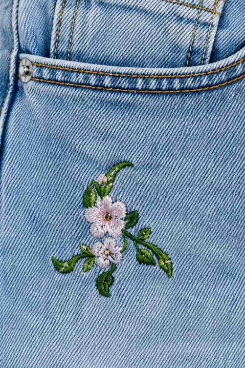 FLARENA női magas derekú farmer rövidnadrág virágos hímzéssel, Szín: denim, IVET.HU - A te online butikod.