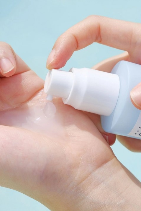 SKIN1004 Madagascar Centella Hyalu-Cica Blue Serum SACHET 1.5 mlIVET.HU - A te online butikod.