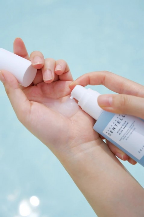 SKIN1004 Madagascar Centella Hyalu-Cica Blue Serum 30 mlIVET.HU - A te online butikod.