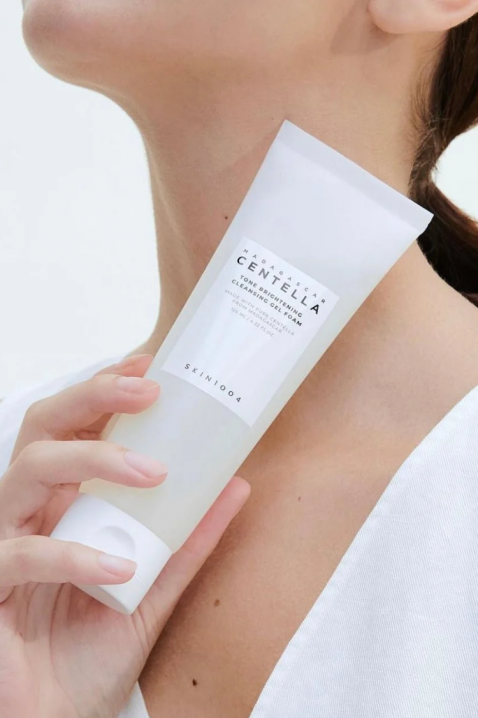 SKIN1004 Madagascar Centella Tone Brightening Cleansing Gel Foam 125mlIVET.HU - A te online butikod.
