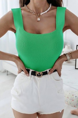 TLIVERSA GREEN top