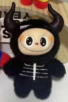 LABUBU DEVILAN plüss dísz