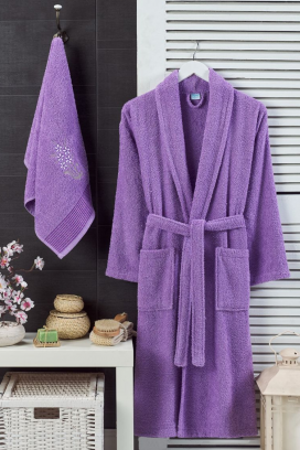 DRONEIFA LILA fürdőköpeny és törölköző szett