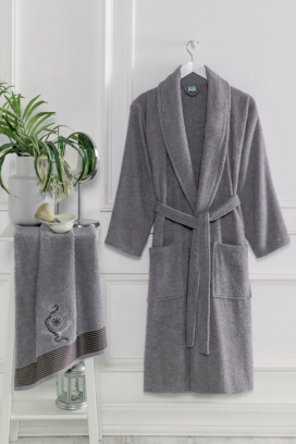 DRONEIFA SZÜRKE fürdőköpeny és törölköző szett