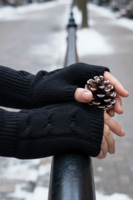 TOROLFA BLACK női kesztyű