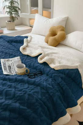 ERTIOLJA NAVY 200x220 cm ágytakaró